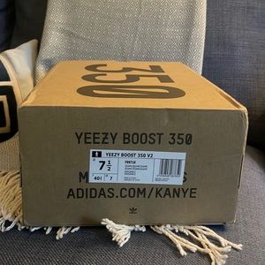 Yeezy Boost 350 V2
